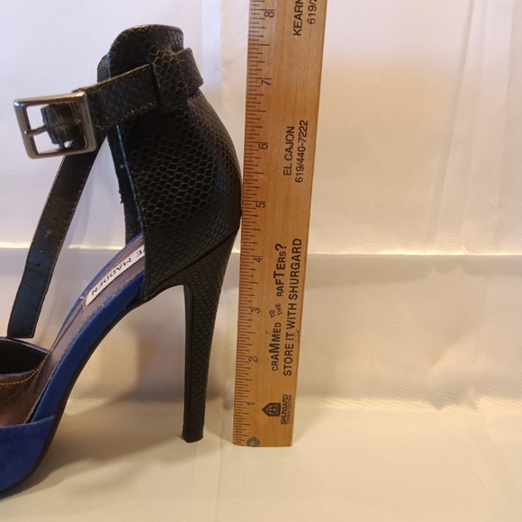 Heel Shoes - Picture 9 of 9